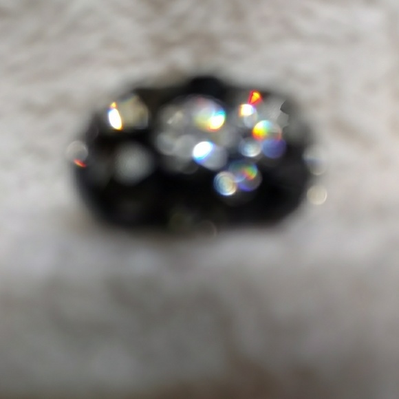 Ring - Picture 2 of 2